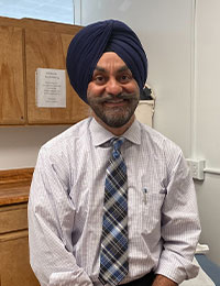 Photo of Dr. Loveneet Singh